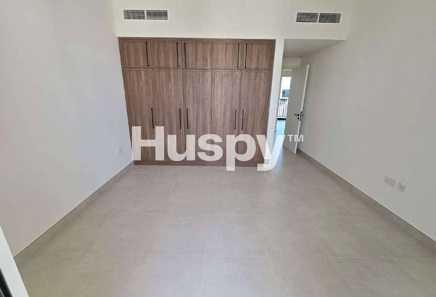 Brand New | Vacant | Close To Entrance - Image 6