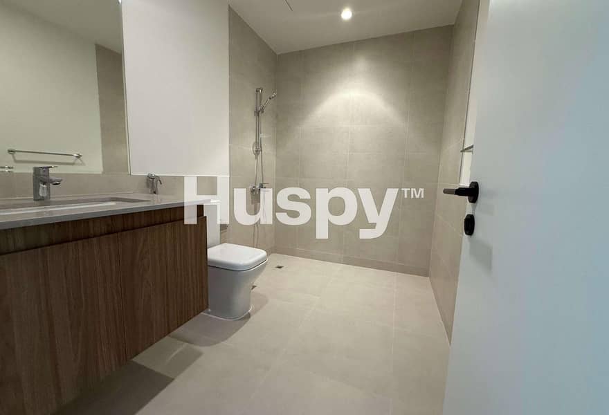 Brand New | Vacant | Close To Entrance - Image 8