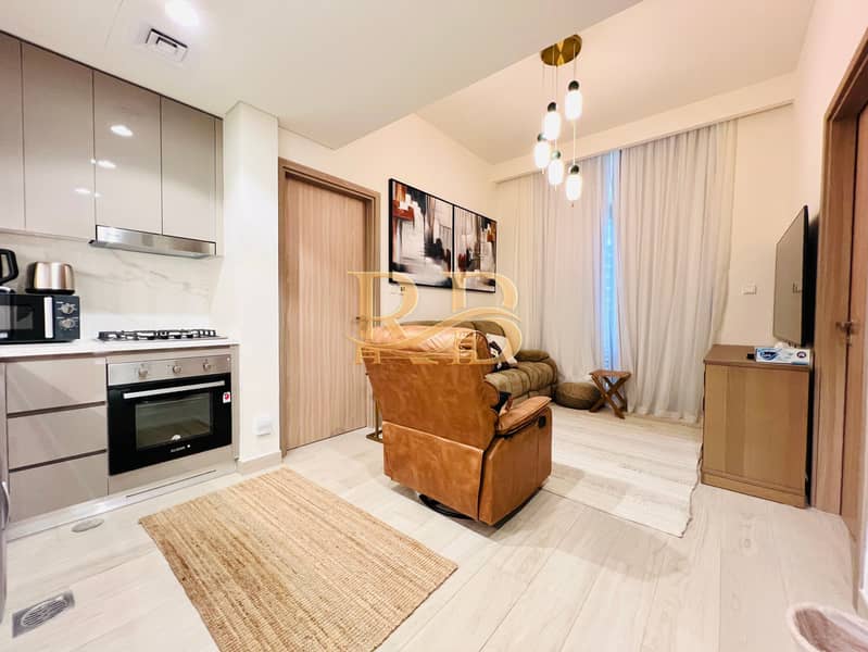 Fully Furnished 2Bhk || Commodious Layout || Boulevard View || High Returns