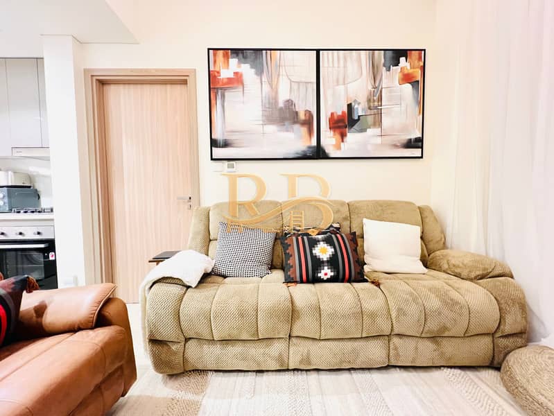 Fully Furnished 2Bhk || Commodious Layout || Boulevard View || High Returns