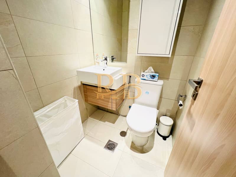 Fully Furnished 2Bhk || Commodious Layout || Boulevard View || High Returns