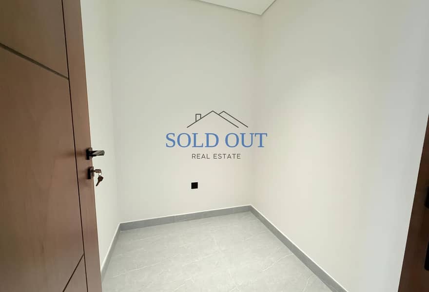 AGENTS WELCOME | SMART HOME | PREMIUM AMENITIES - Image 16