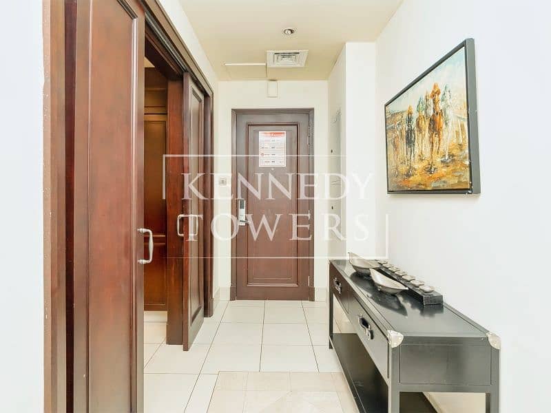 City View | Spacious Residence | Prime Location - Image 9