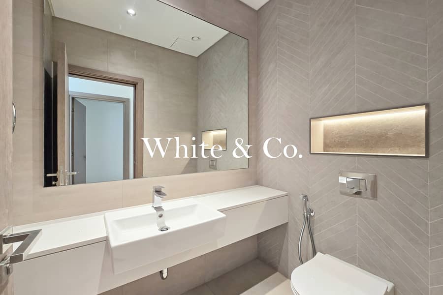 Lagoon Backing | Rare Find | Ready to Move - Image 11