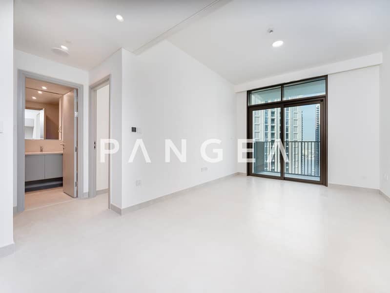 High Floor | Creek and Burj Khalifa View | Vacant - Image 8