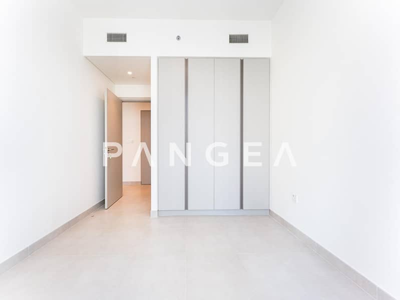 High Floor | Creek and Burj Khalifa View | Vacant - Image 11