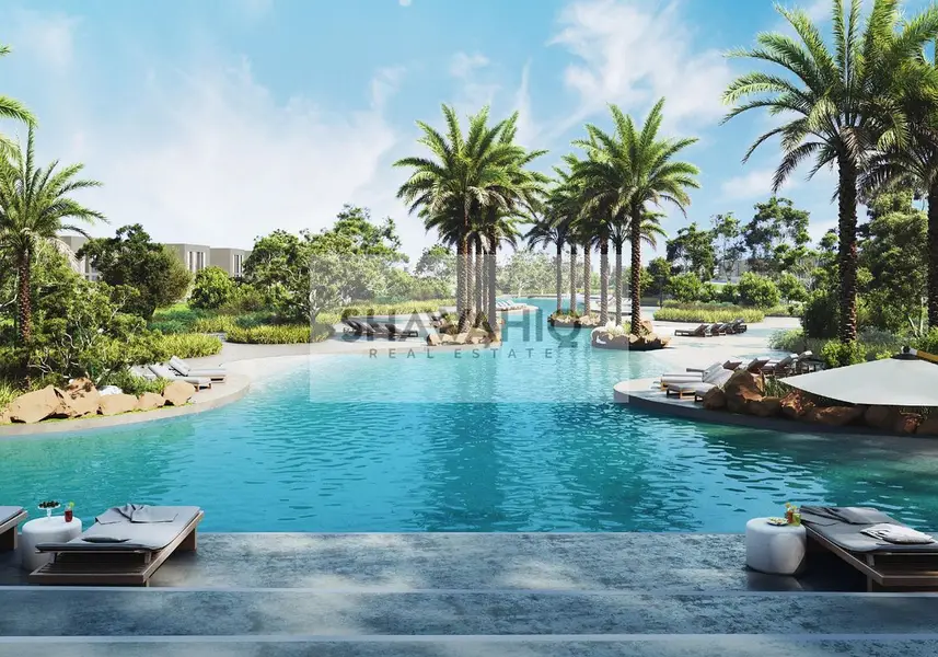 Smart-home villas on the largest crystal lagoon – Only 5% Down Payment - View 2