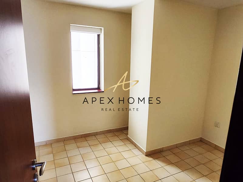 Beachfront | Furnished | Spacious - Image 6