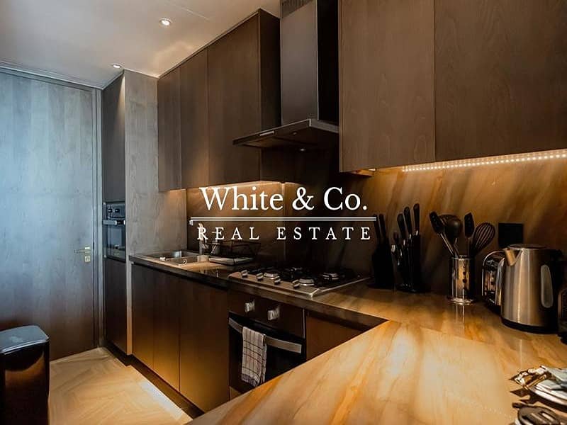 Vacant | 5* Services| Marina Skyline View - Image 7