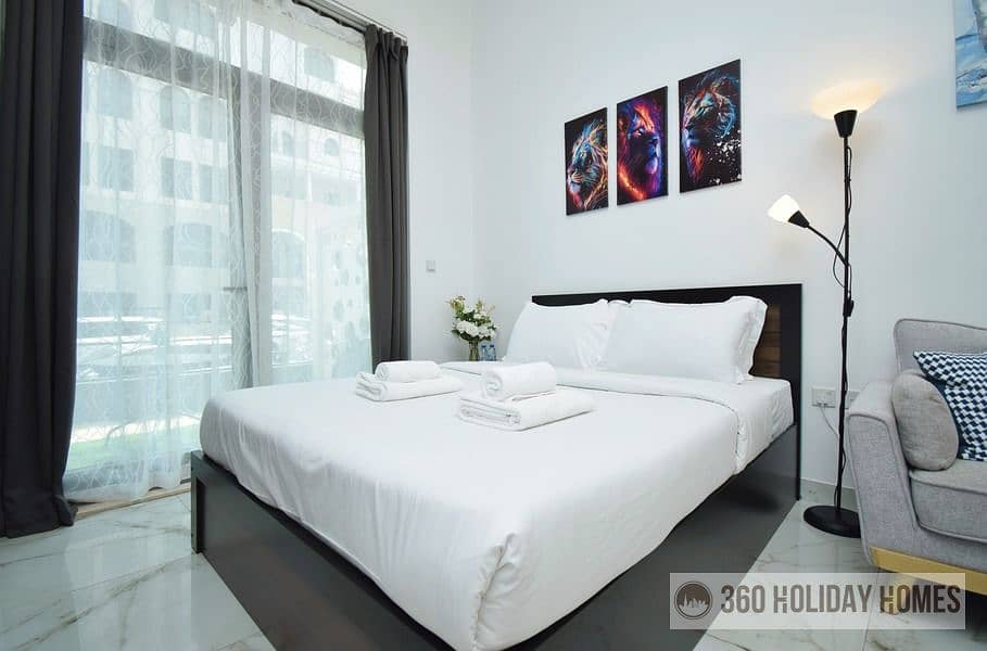 5 01BED. jpg