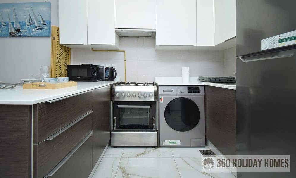 8 10KITCHENETTE. jpg