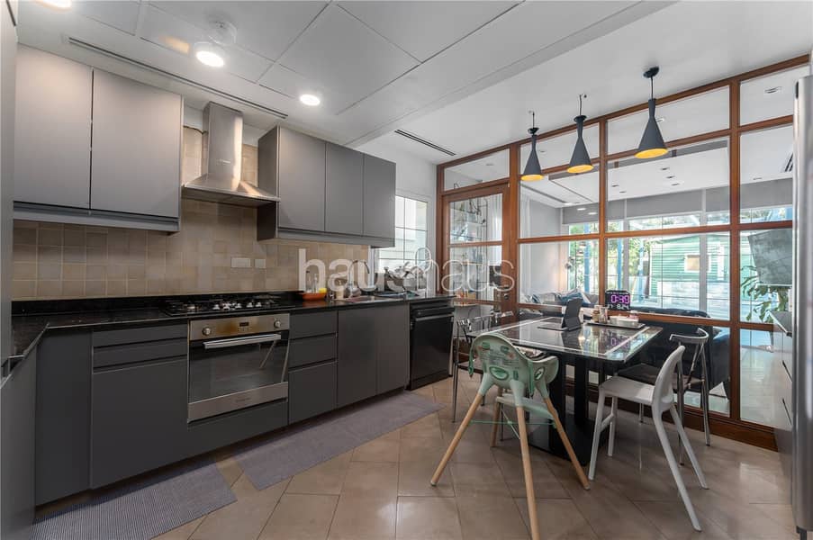 5 Bed | Central Location | Vacant Soon | Upgraded - Image 8