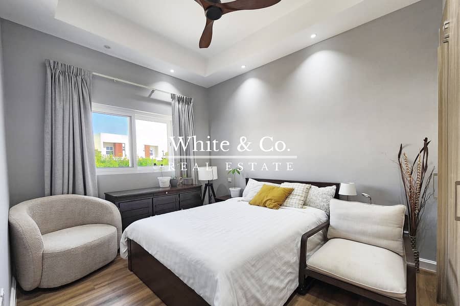 Upgraded 4BHK | Genuine Corner |Exclusive - Image 8