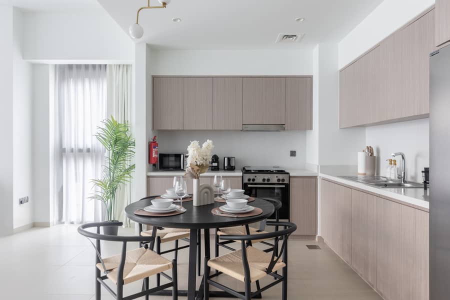 11 min walk from Burj Khalifa - Image 10