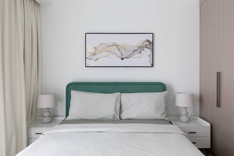 11 min walk from Burj Khalifa - Image 13