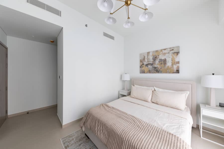 11 min walk from Burj Khalifa - Image 20