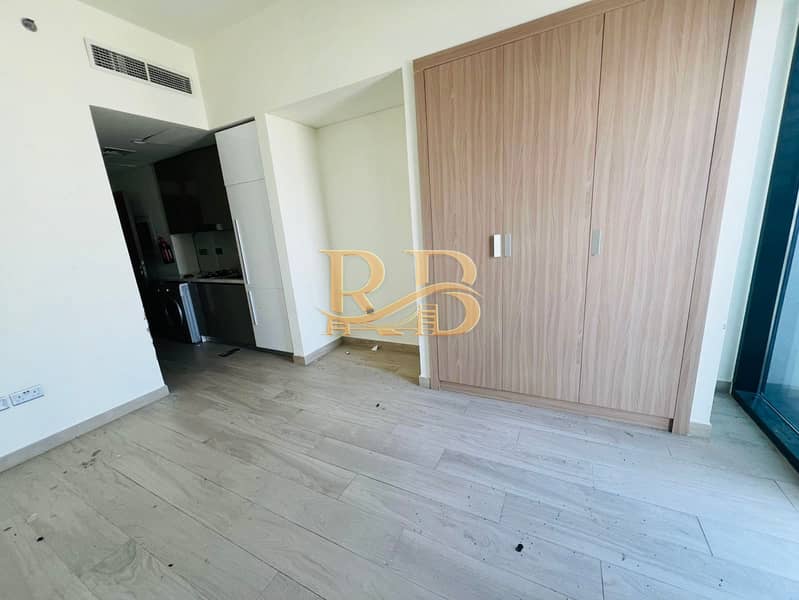 Semi Furnished Studio || Middle Floor || Community View || Ready to Move