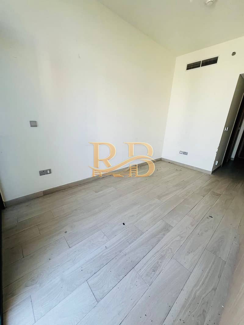 Semi Furnished Studio || Middle Floor || Community View || Ready to Move - Image 7