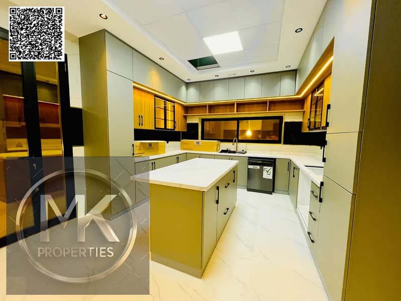 10 bcd2a483-e779-4415-abae-3687f69f411c. jpg