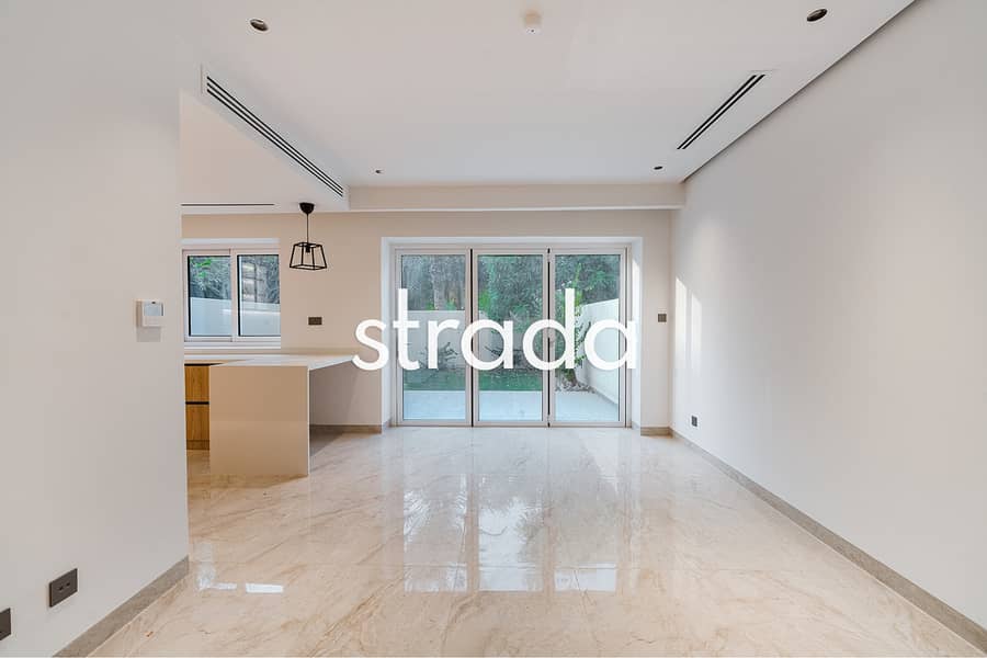 Fully Upgraded | 3 Bed | New Layout | Single Row