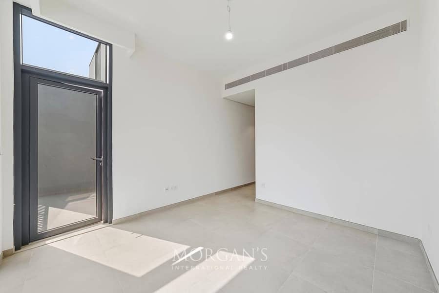 3 BR Villa | Ready to Move In | Unfurnished - Image 9