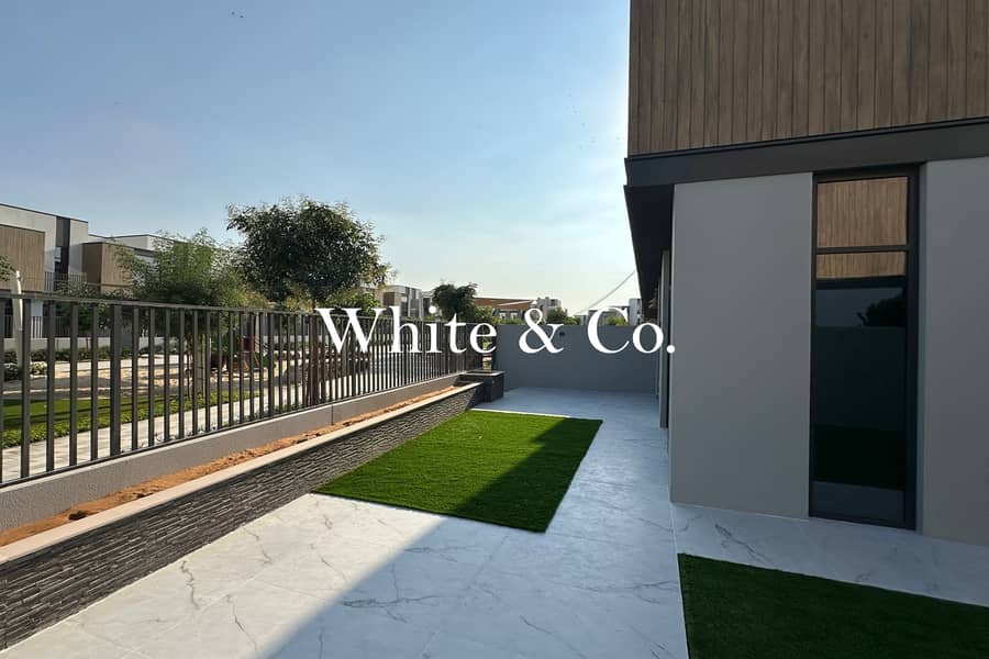 Park View | Landscaped | Corner Plot - Image 16