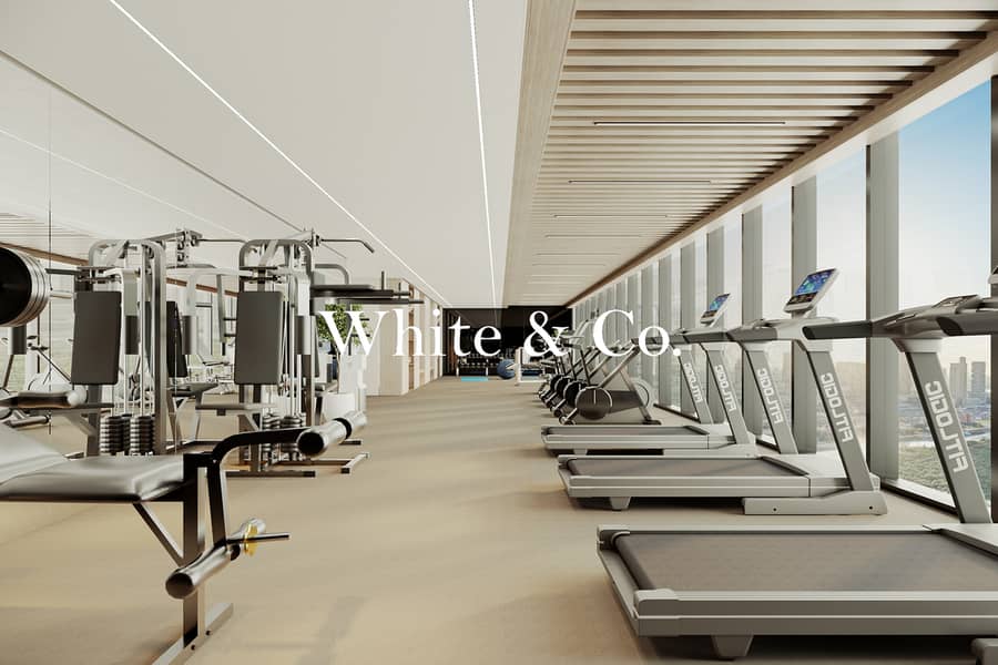 Large Layout | Luxury Living | Smart Home - Image 9