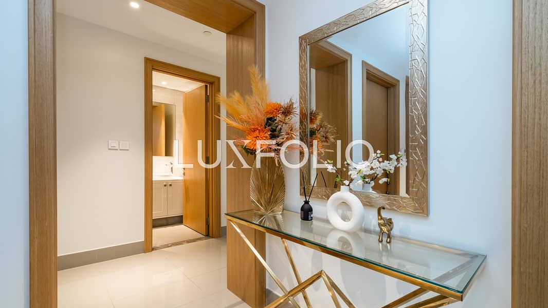 Exquisite 2-Bedroom Apartment in Opera Grand | Downtown Dubai - Image 11