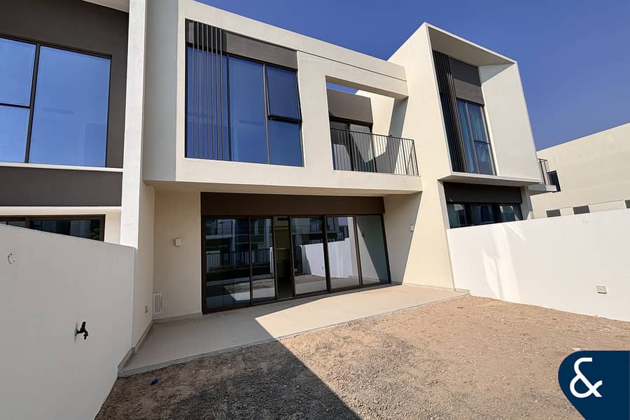 Keys In Hand | Palma Style | Close To Pool