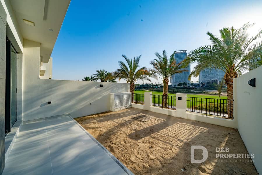 Exclusive | Golf Course View | Contemporary Finish