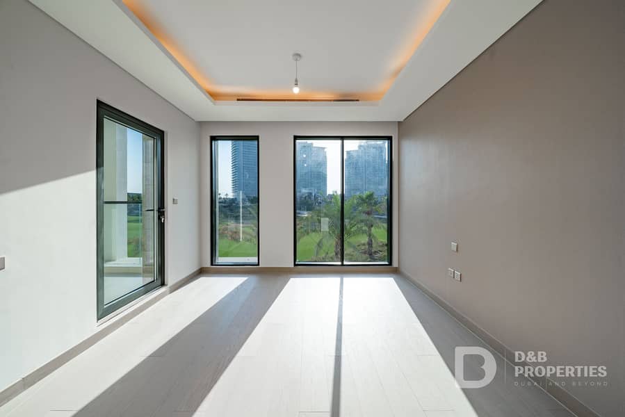 Exclusive | Golf Course View | Contemporary Finish - Image 9