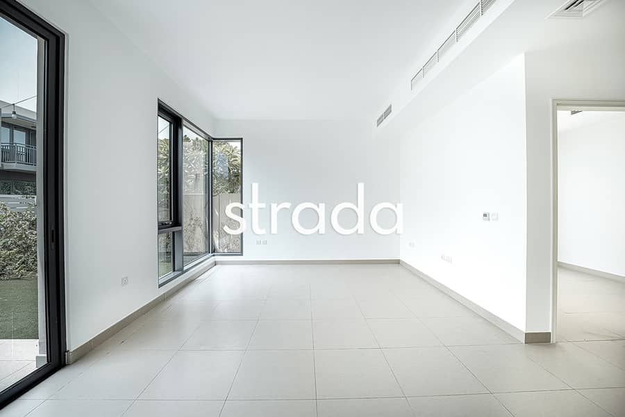 Vacant Now | Best Priced | 4 Bed + Maids - Image 8