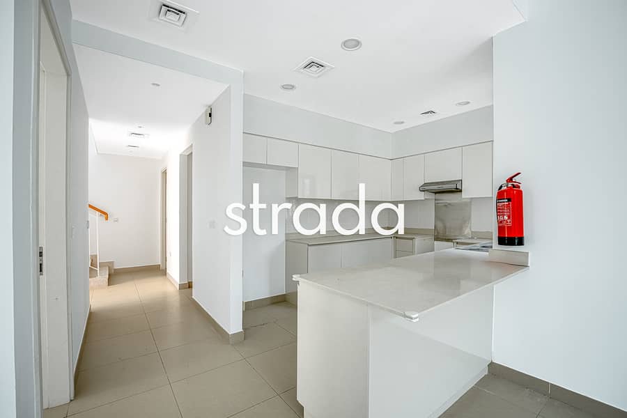 Vacant Now | Best Priced | 4 Bed + Maids - Image 13