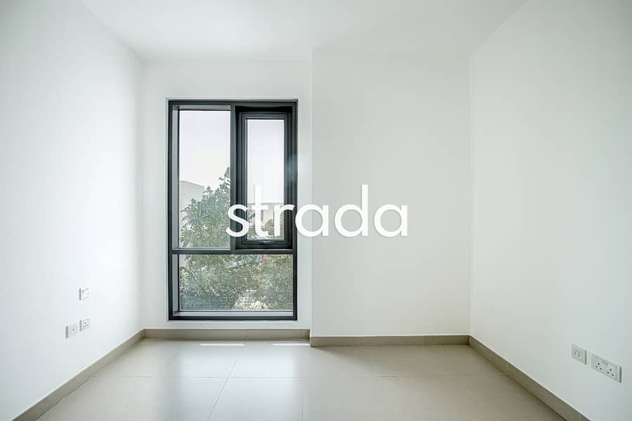 Vacant Now | Best Priced | 4 Bed + Maids - Image 24