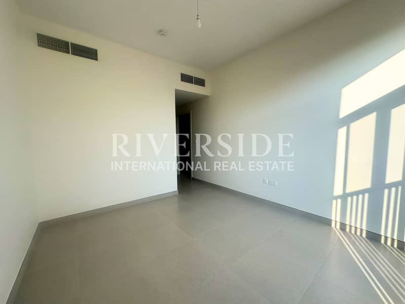 Vacant | Brand New | Beachfront Community - Image 9