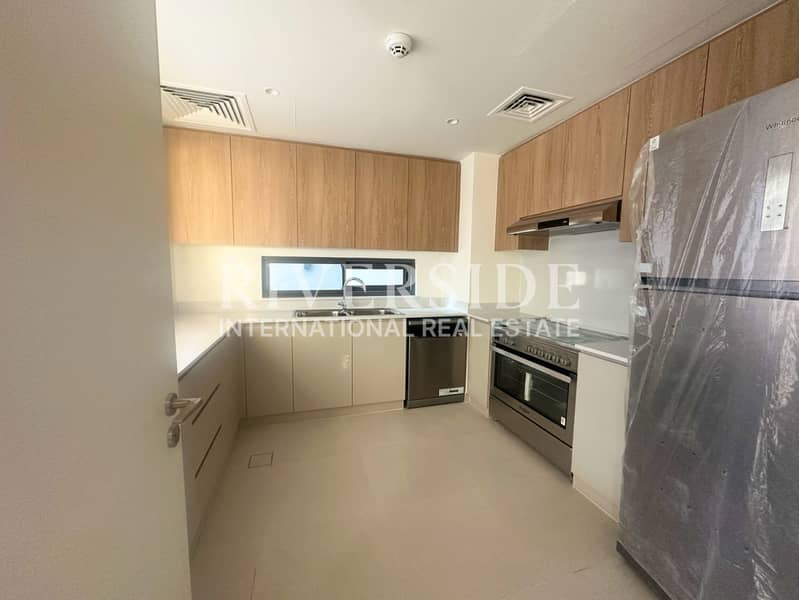 Vacant | Brand New | Beachfront Community - Image 15