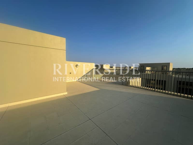 Vacant | Brand New | Beachfront Community - Image 16