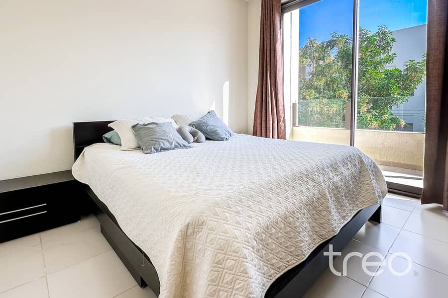 4 Bedroom Villa| Beautiful Large Garden - Image 8