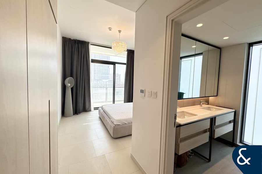 Vacant | Corner Unit | Park View | Furnished - Image 11