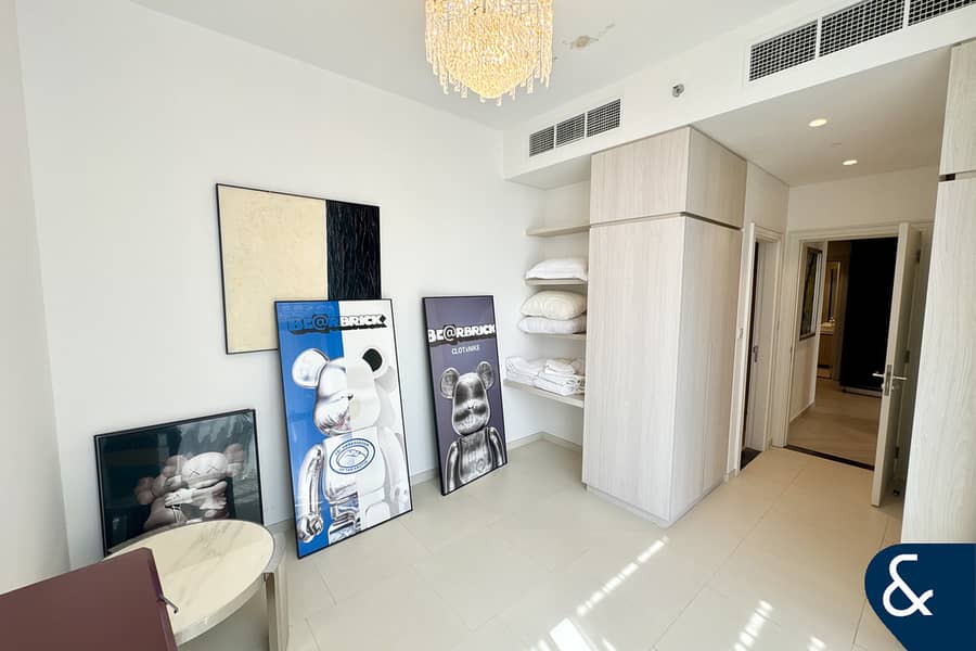 Vacant | Corner Unit | Park View | Furnished - Image 14