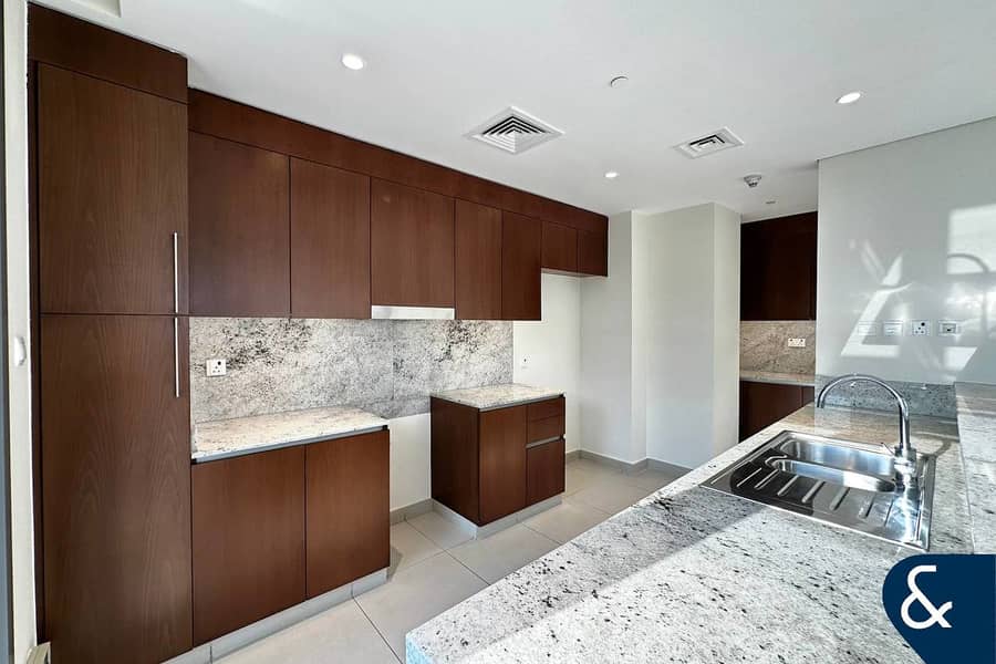 Prime Unit | Park Access And View | Vacant