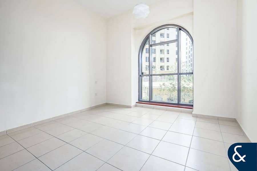 Spacious Layout | 3 Beds | Community View - Image 8