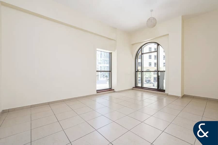 Spacious Layout | 3 Beds | Community View - Image 9