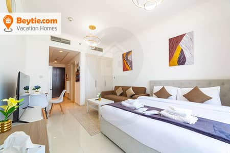 Studio for Rent in DAMAC Hills, Dubai - A Bright Studio in Carson Tower B