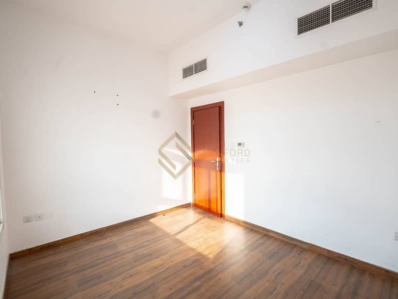 Spacious 3-Bedroom Apartment | Premium Location