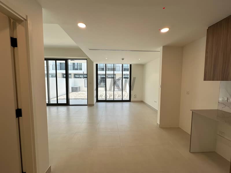 Spacious 3 Bhk +Maid room | Brand new