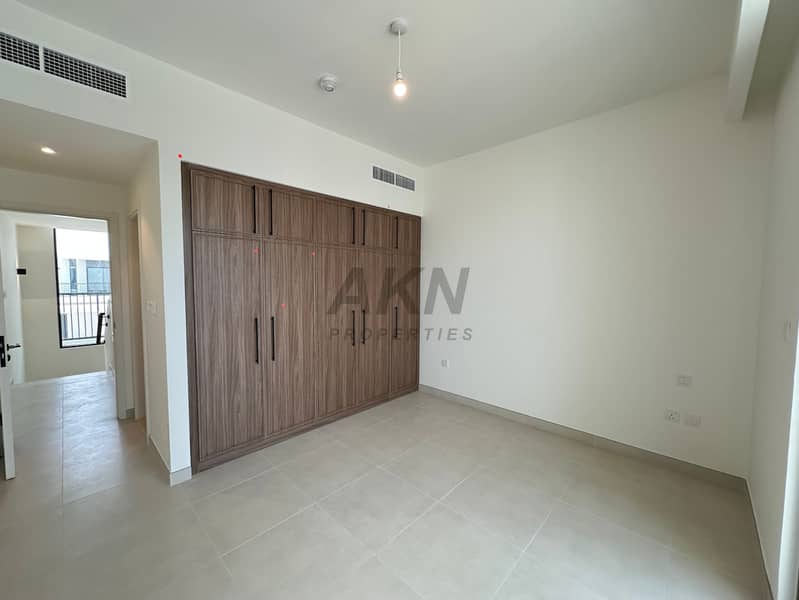 Spacious 3 Bhk +Maid room | Brand new - Image 6