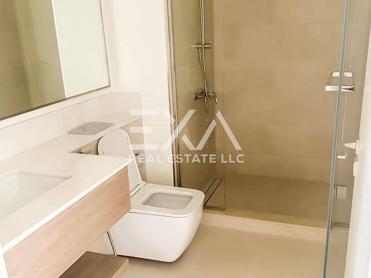 Single Row I Close to Clubhouse I Brand New - Image 10