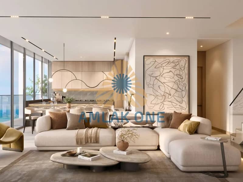 Spacious 3BR | Prime Location | Great Layout - Image 2