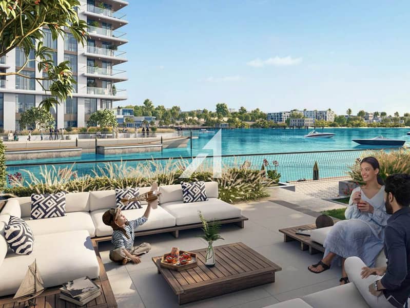 Elegant Waterfront Apartment | Premium Open Layout